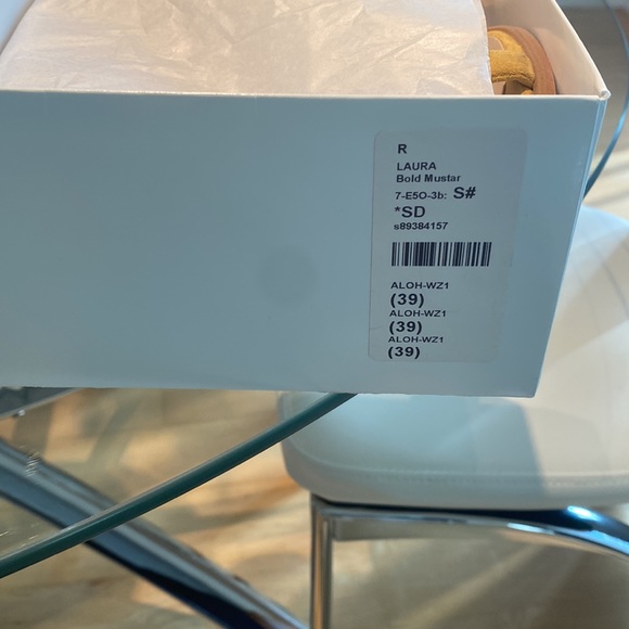 ALOHAS Laura Sandal in Bold Mustard - Picture 7 of 16